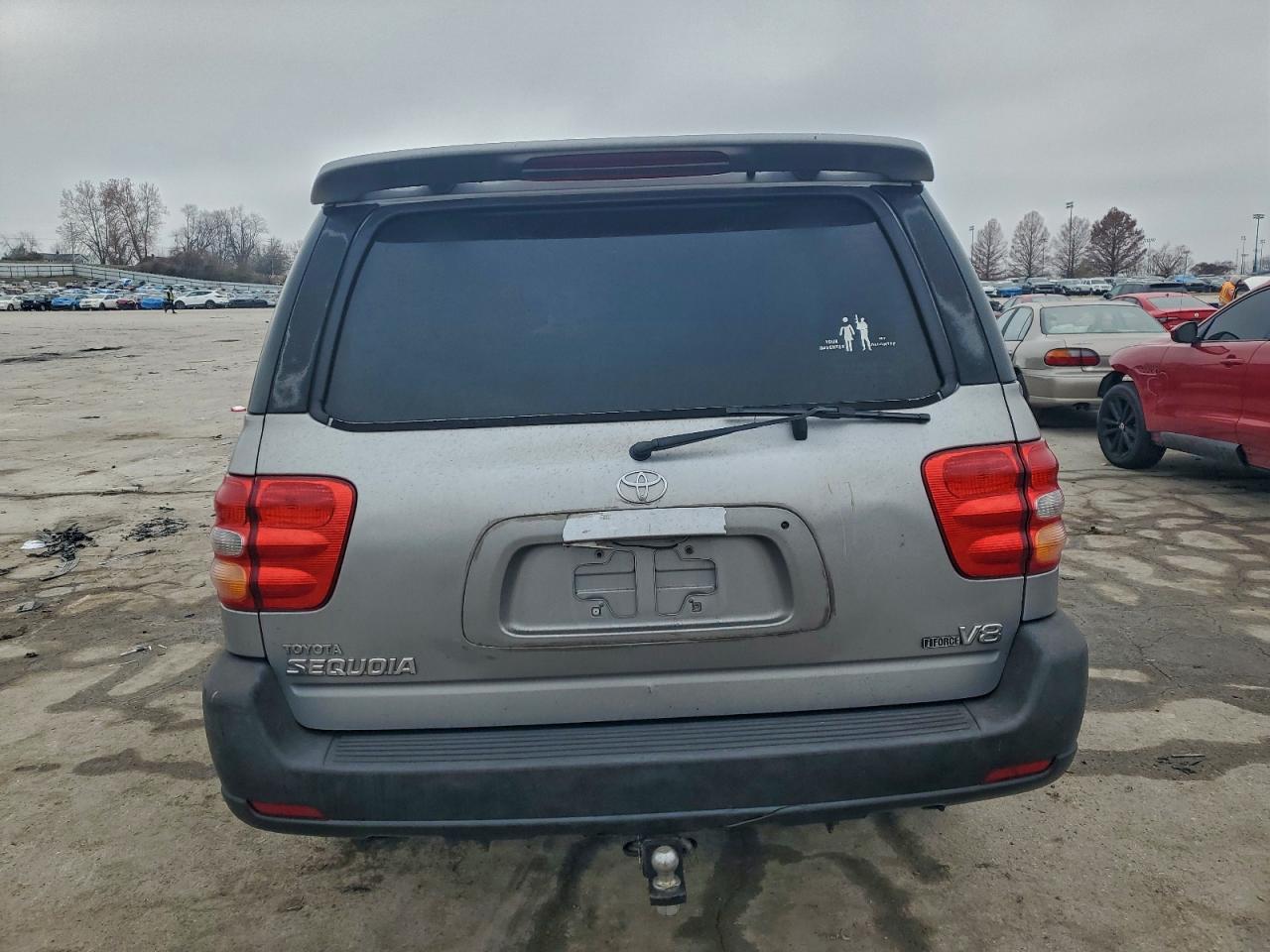 2002 TOYOTA SEQUOIA SR5 photo 6
