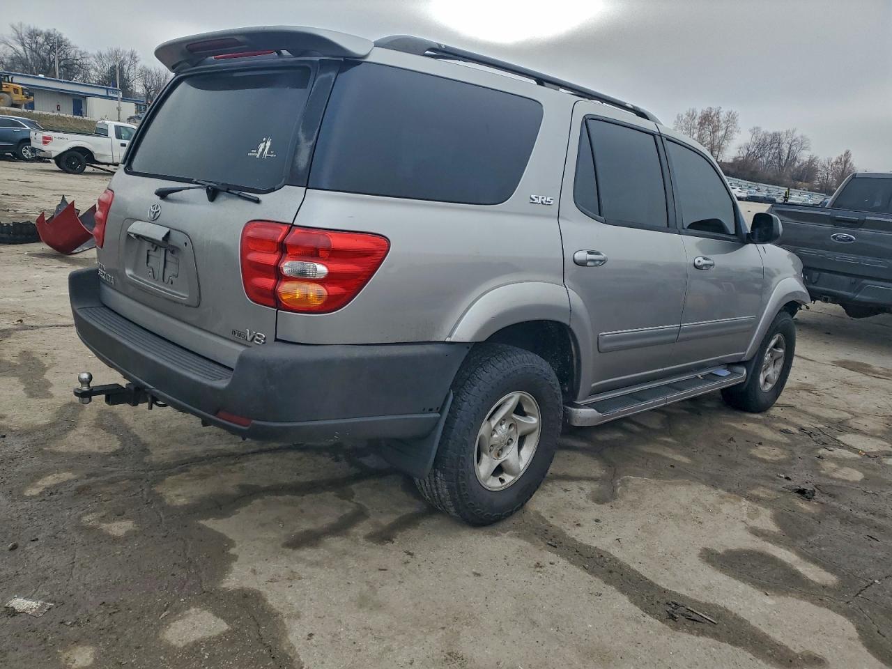 2002 TOYOTA SEQUOIA SR5 photo 3