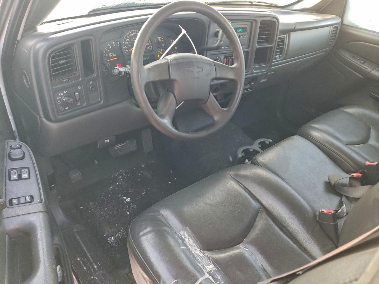 2005 CHEVROLET SILVERADO C1500 photo 8