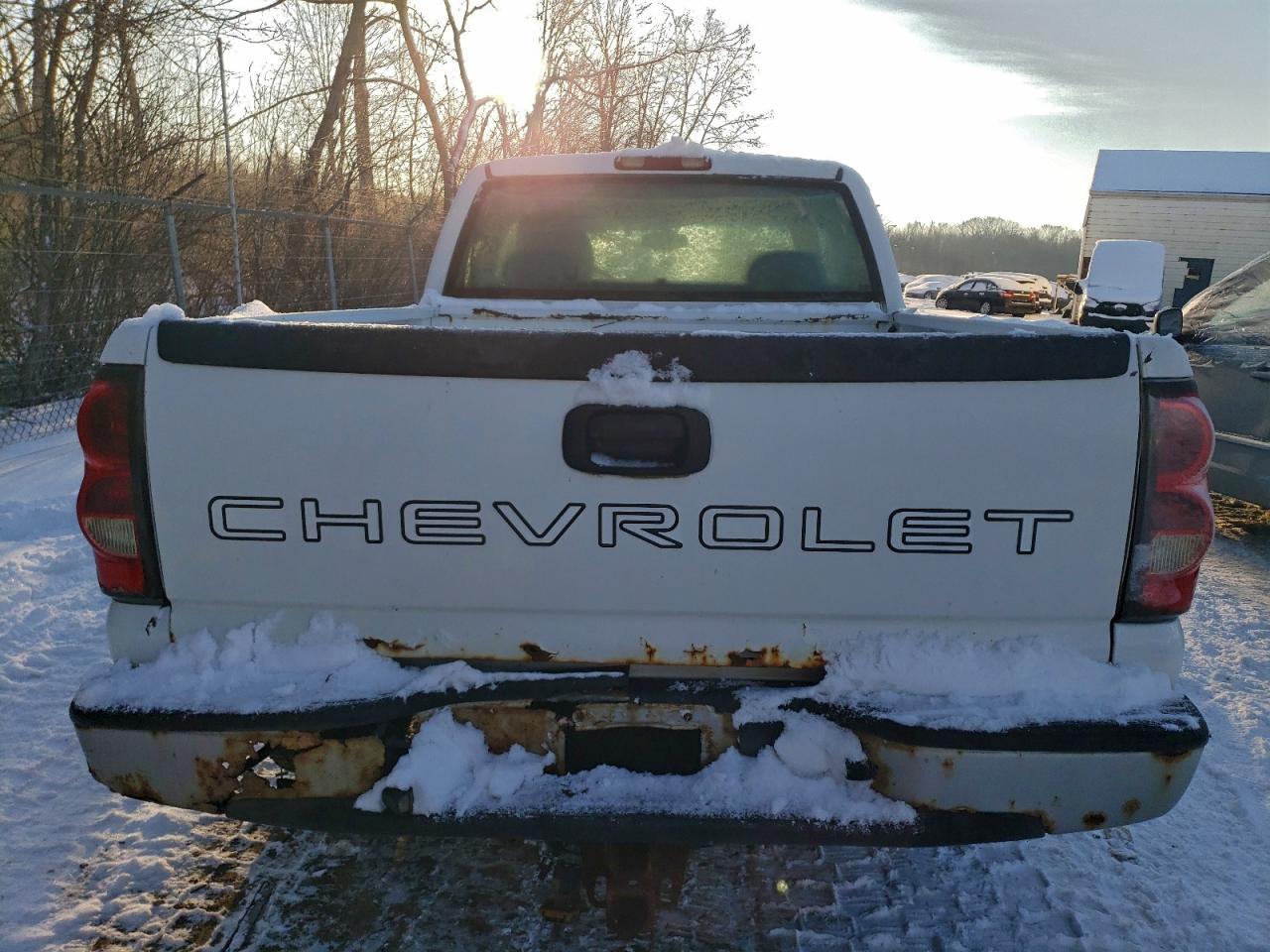 2005 CHEVROLET SILVERADO C1500 photo 10