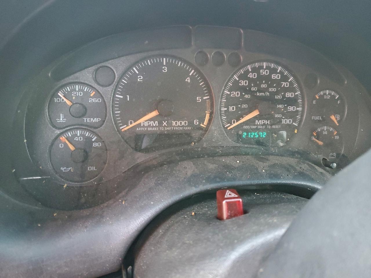 2001 CHEVROLET BLAZER photo 9