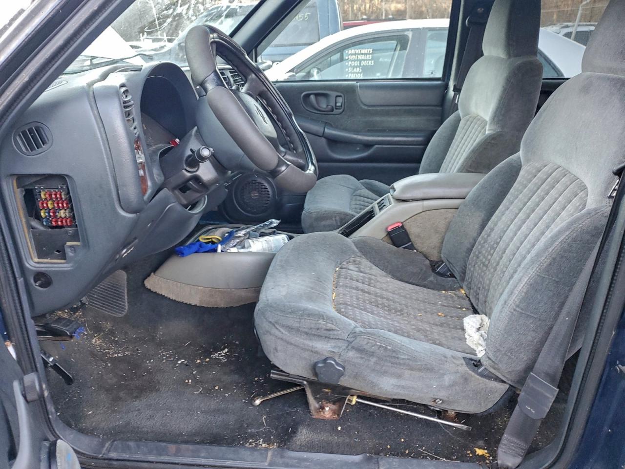 2001 CHEVROLET BLAZER photo 7