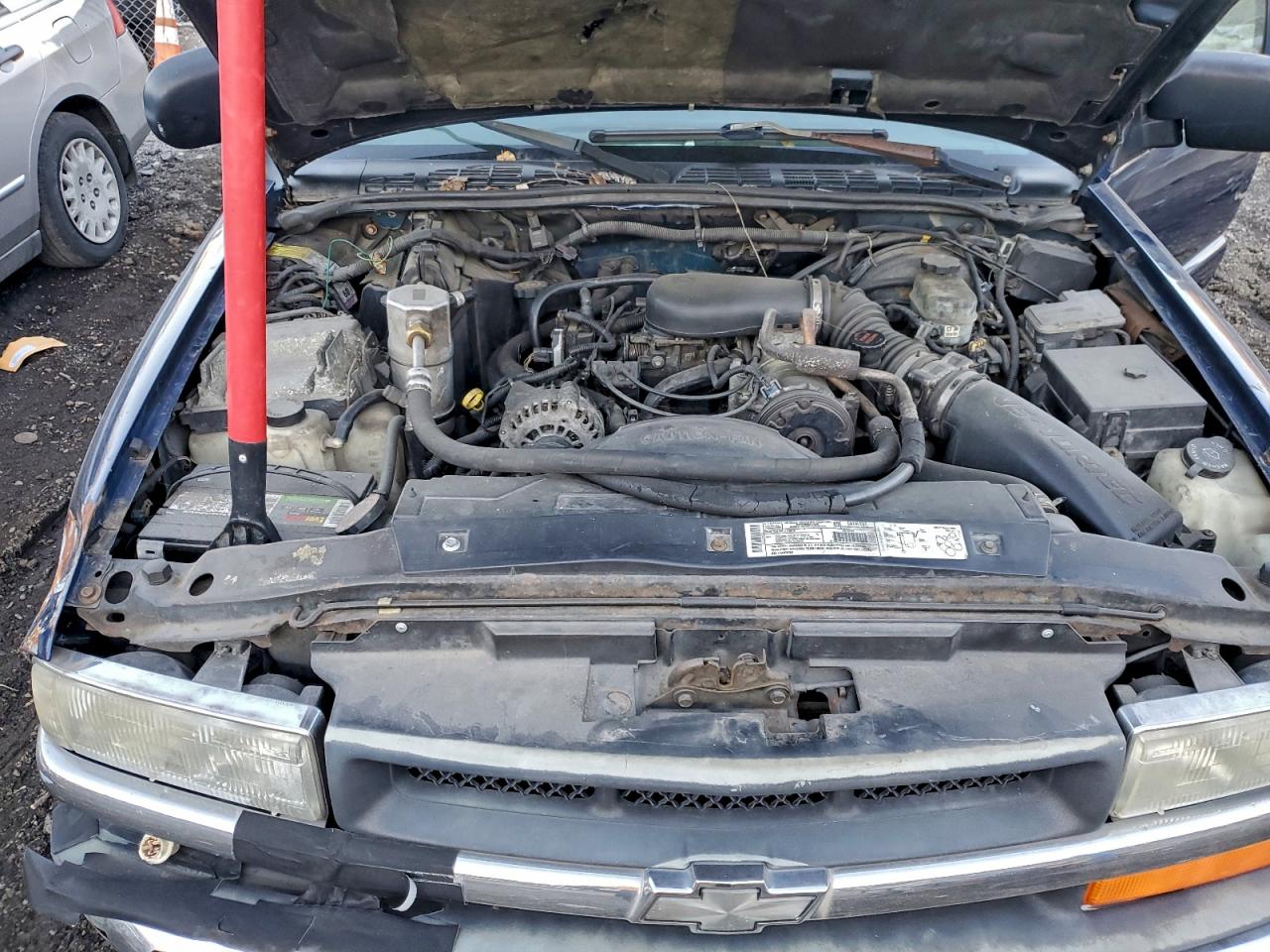 2001 CHEVROLET BLAZER photo 12