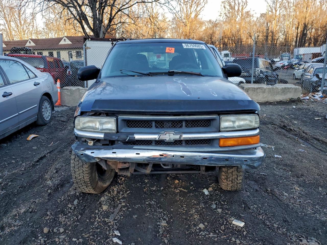 2001 CHEVROLET BLAZER photo 5