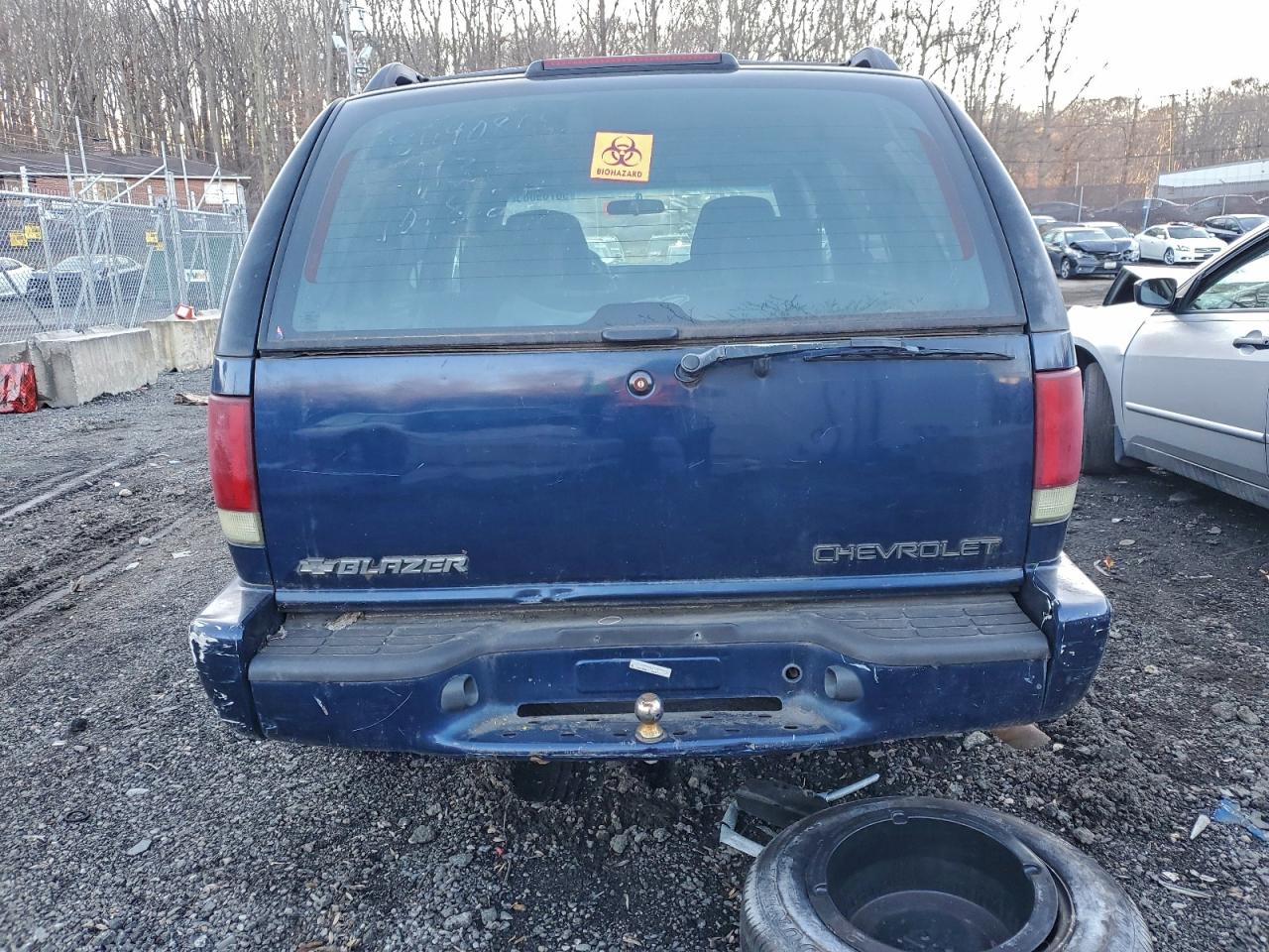2001 CHEVROLET BLAZER photo 6