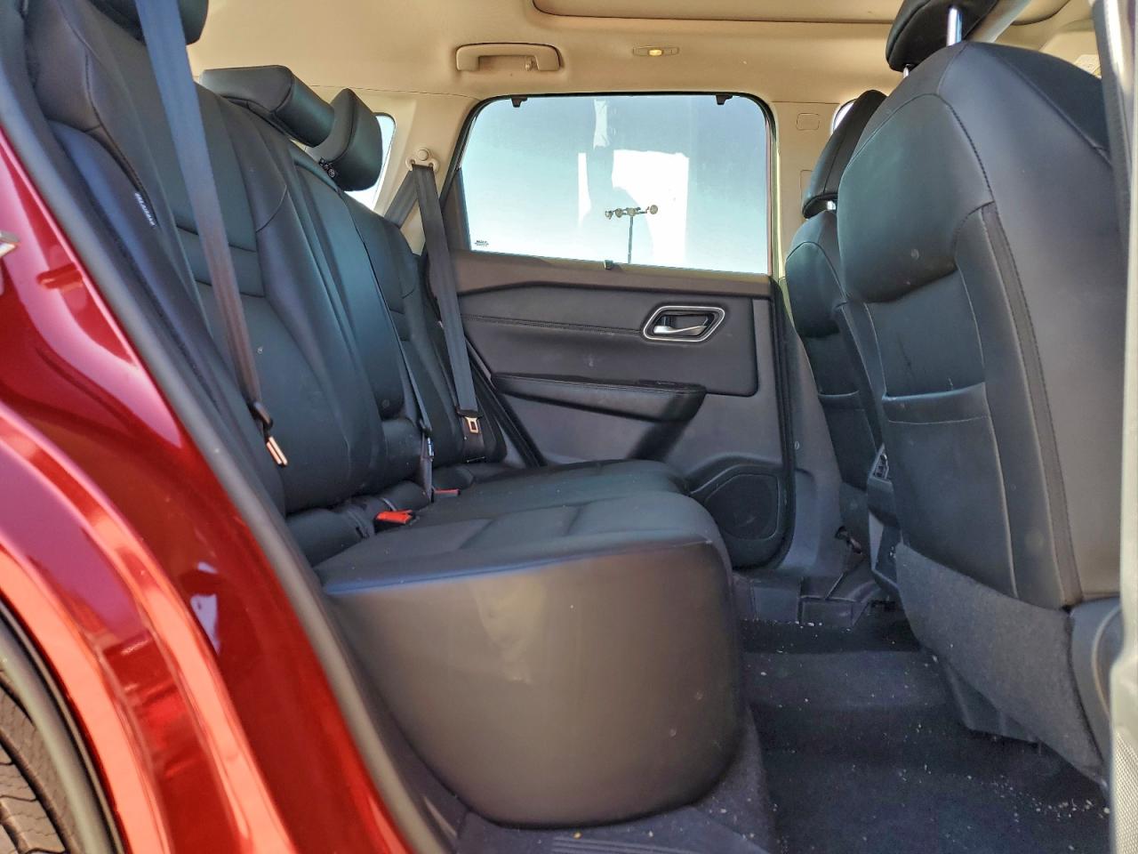 2021 NISSAN ROGUE SV photo 11