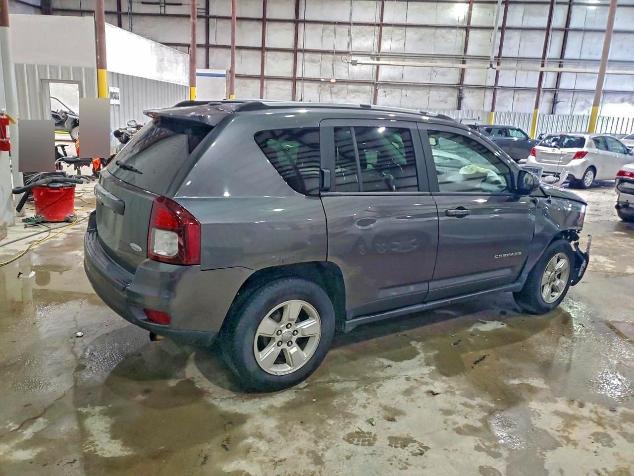 2017 JEEP COMPASS LATITUDE photo 3