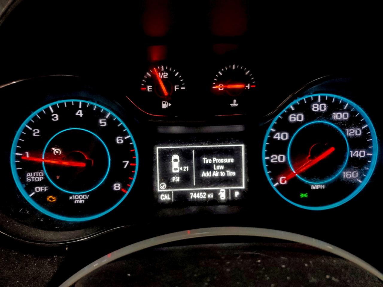 2017 CHEVROLET CRUZE LT photo 9