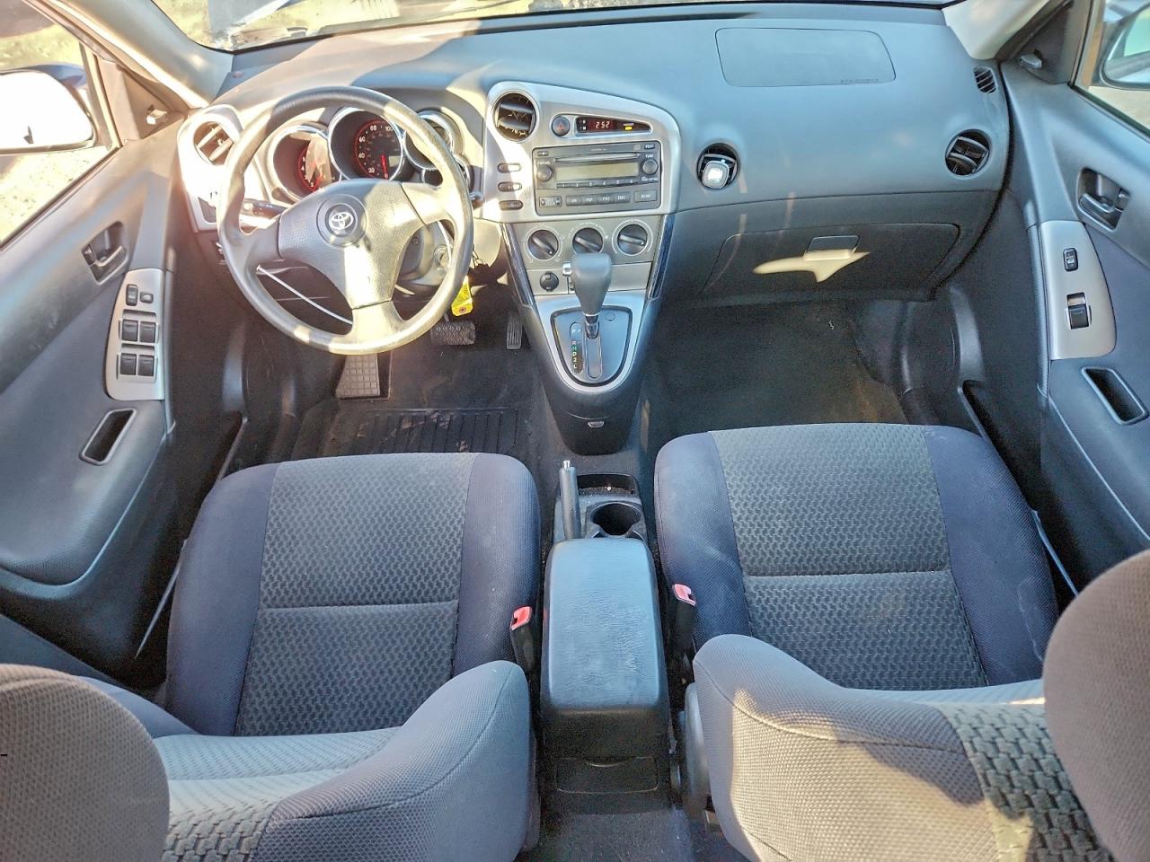 2006 TOYOTA COROLLA MATRIX XR photo 8