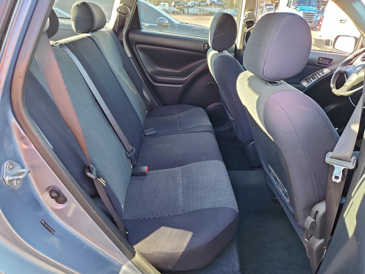 2006 TOYOTA COROLLA MATRIX XR photo 10