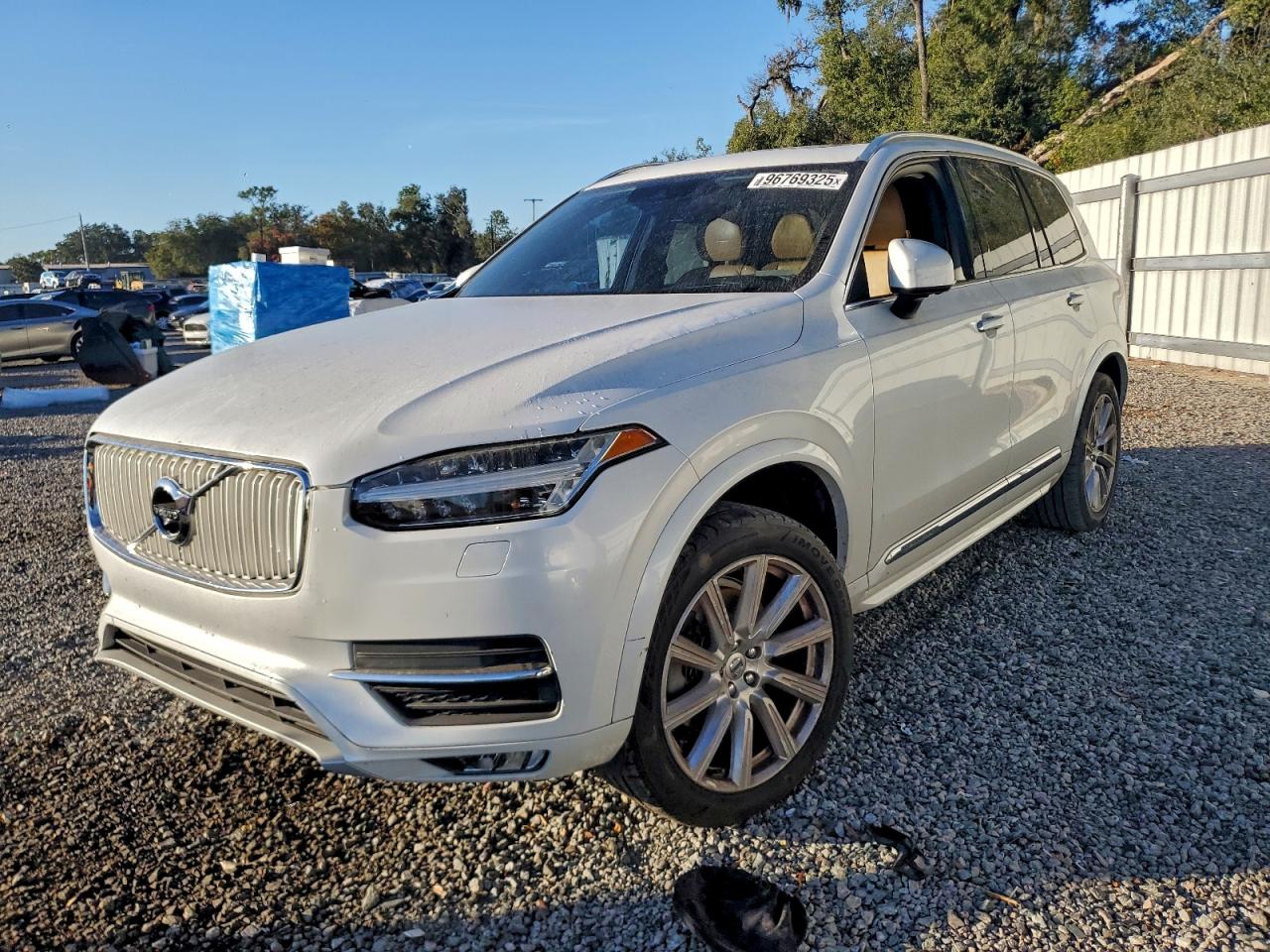 2016 VOLVO XC90