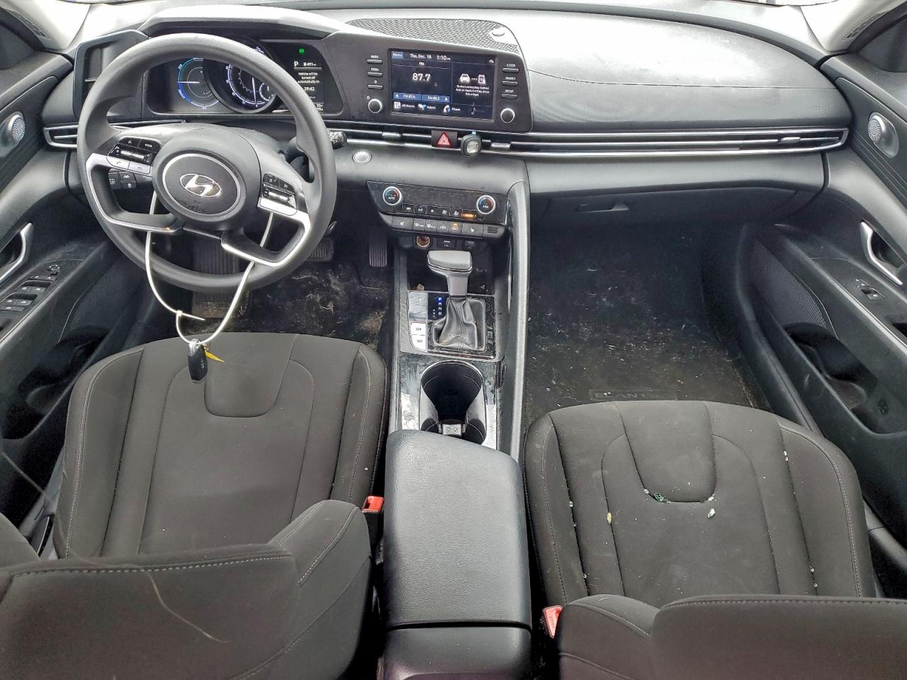 2023 HYUNDAI ELANTRA BLUE photo 8