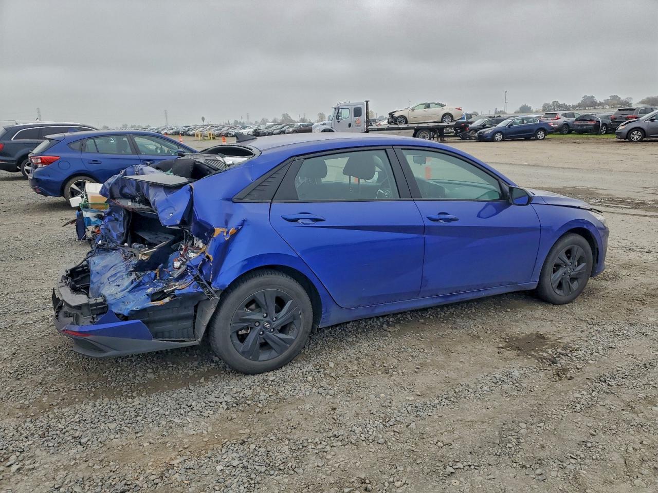 2023 HYUNDAI ELANTRA BLUE photo 3