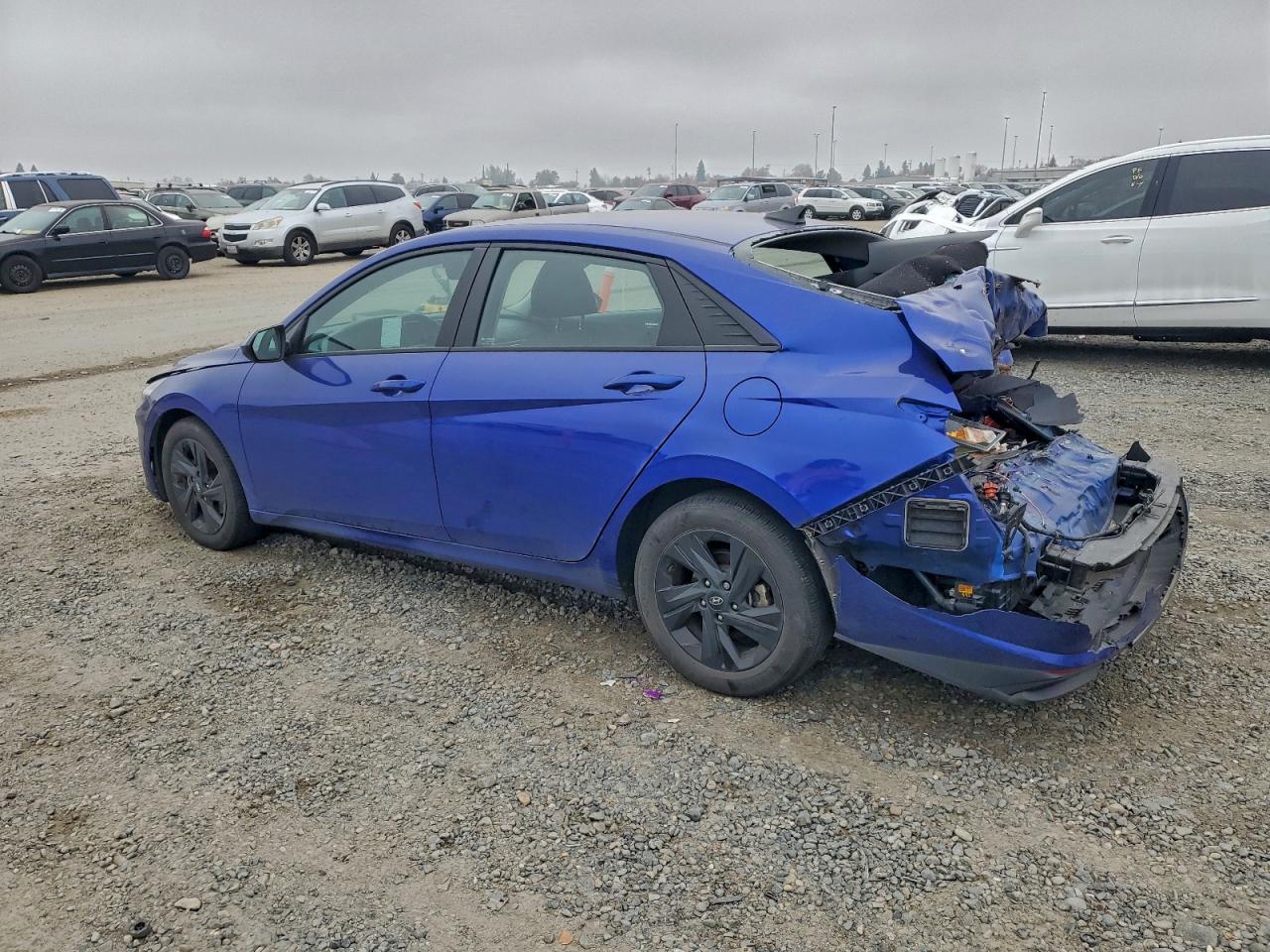 2023 HYUNDAI ELANTRA BLUE photo 2