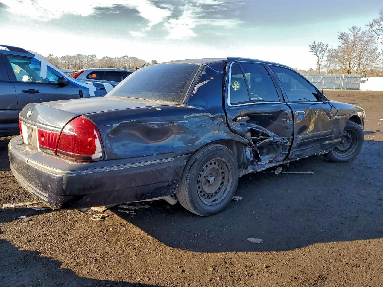 1999 MERCURY GRAND MARQUIS GS photo 3