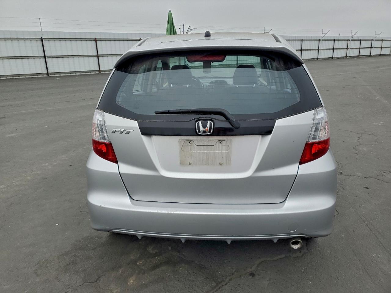 2013 HONDA FIT SPORT photo 6
