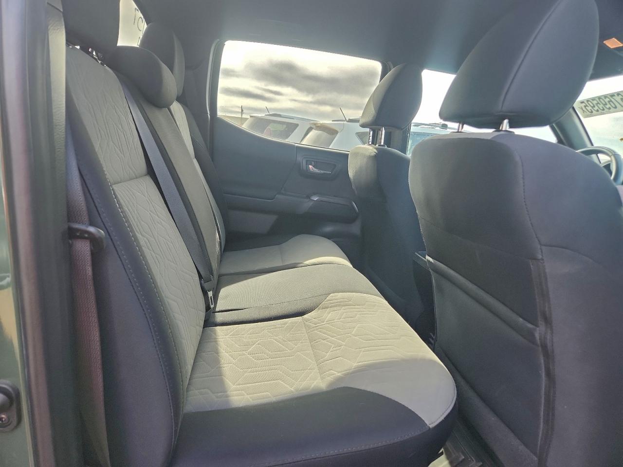 2021 TOYOTA TACOMA DOUBLE CAB photo 10