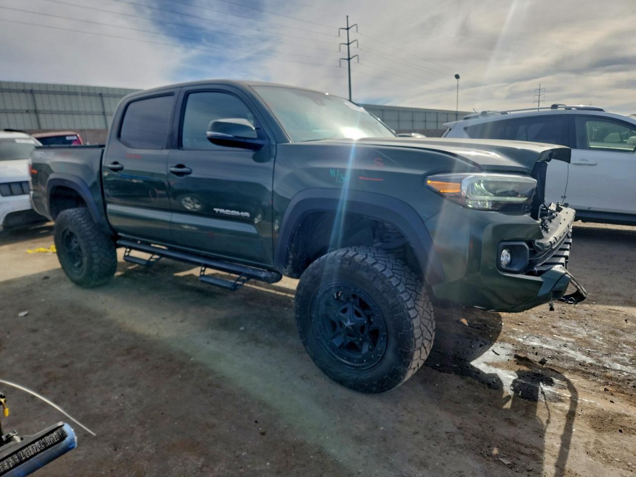 2021 TOYOTA TACOMA DOUBLE CAB photo 4
