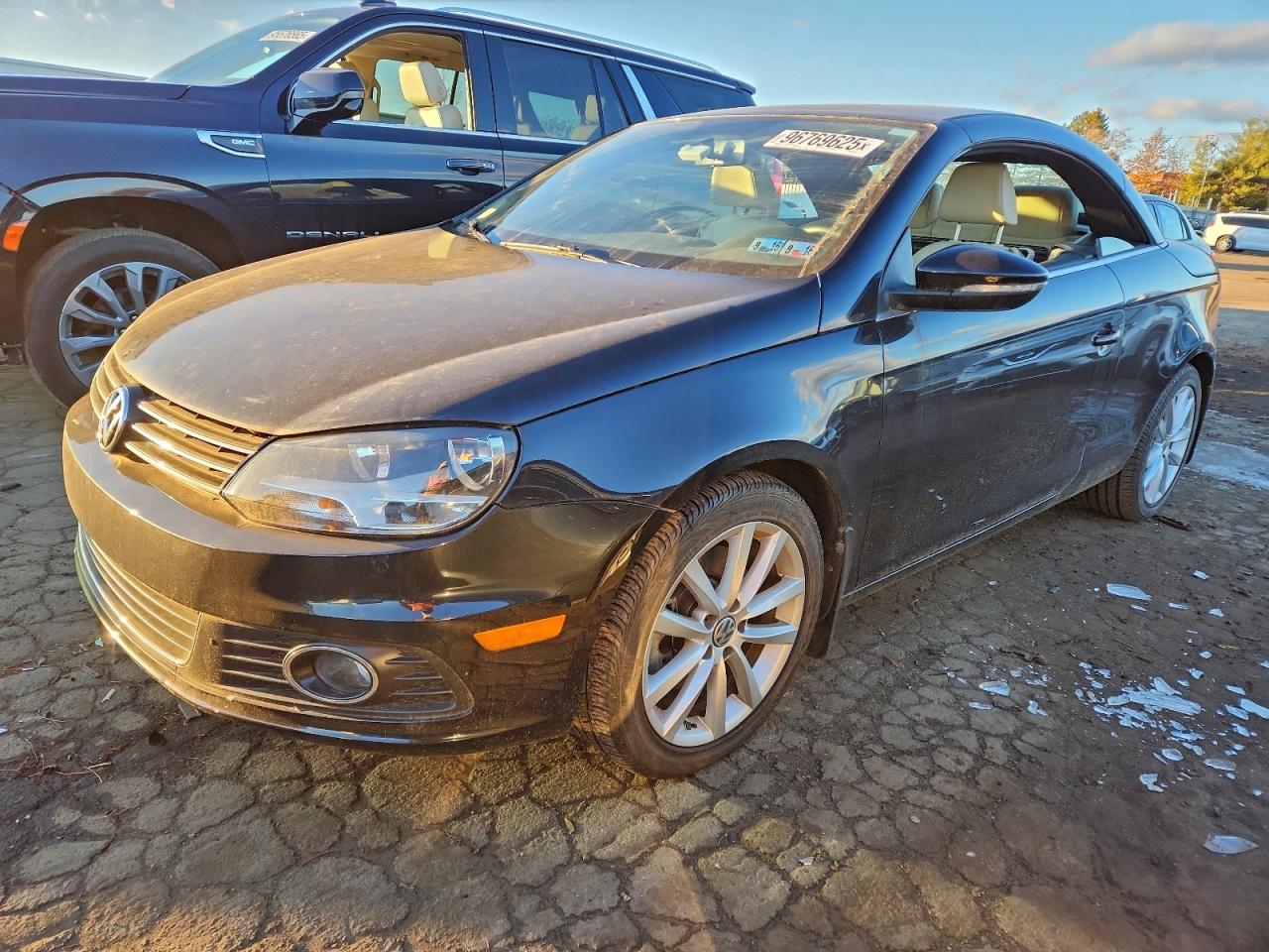 2016 VOLKSWAGEN EOS KOMFORT — WATER/FLOOD damage — photo 1