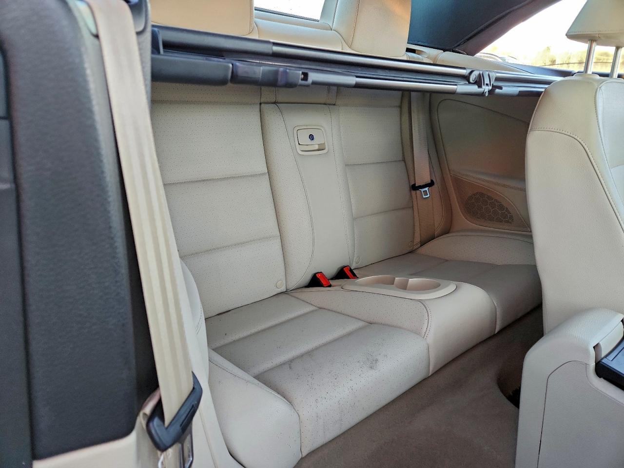 2016 VOLKSWAGEN EOS KOMFORT photo 10
