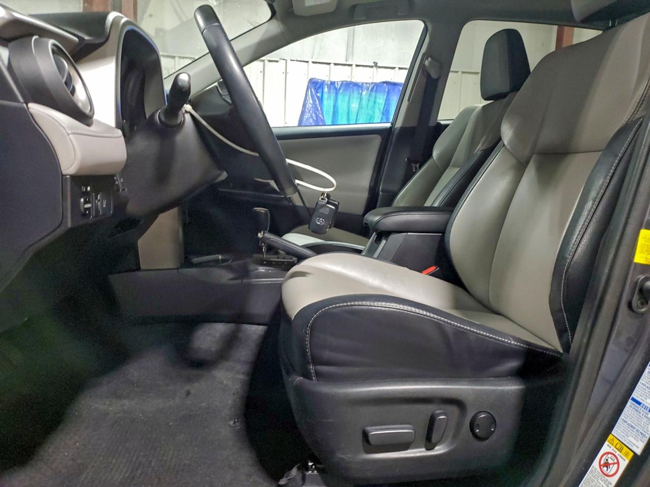 2016 TOYOTA RAV4 LIMITED photo 7