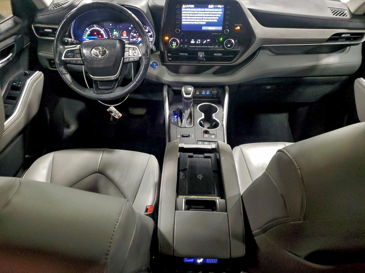 2022 TOYOTA HIGHLANDER HYBRID XLE photo 8