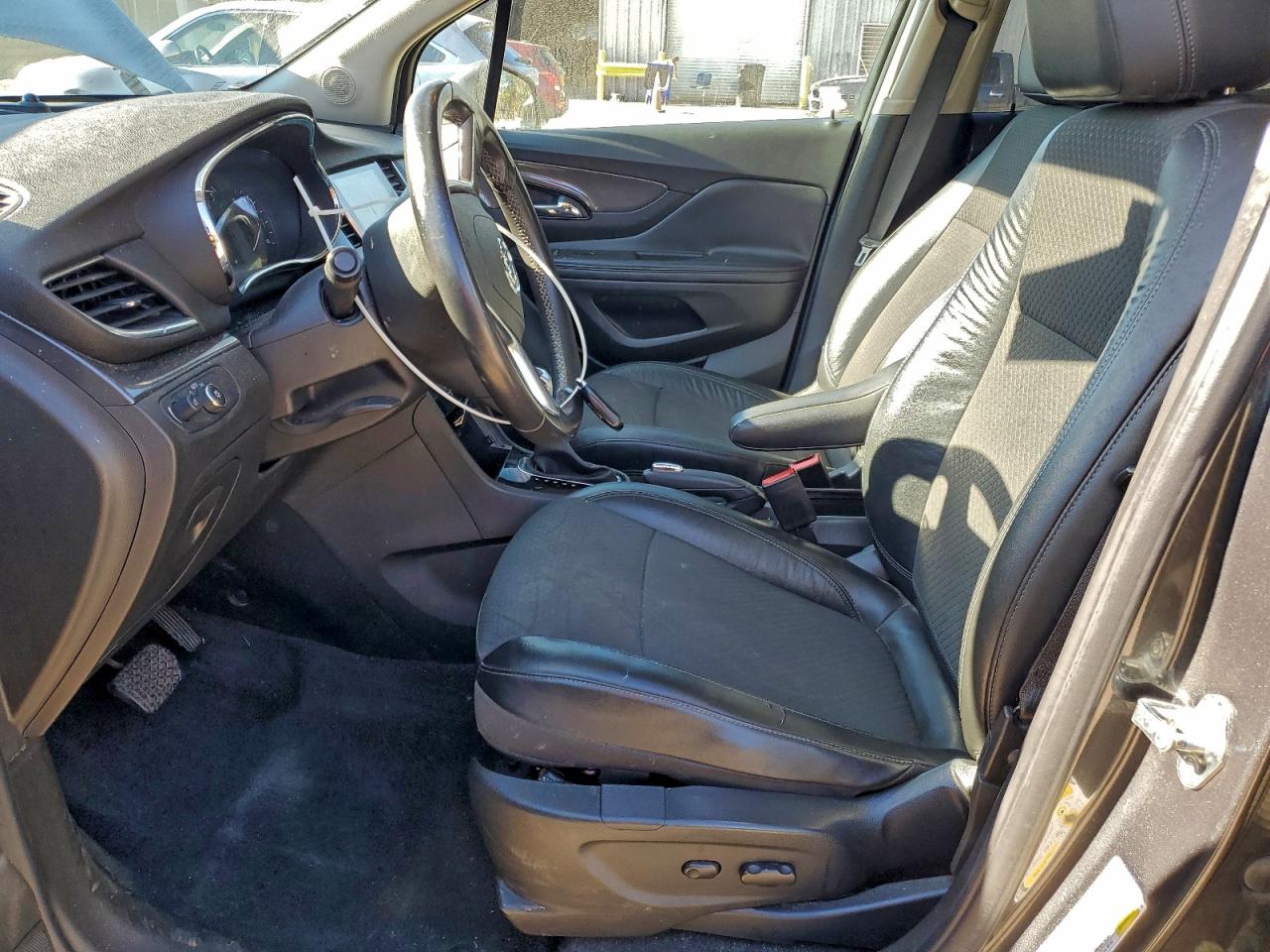2017 BUICK ENCORE PREFERRED photo 7