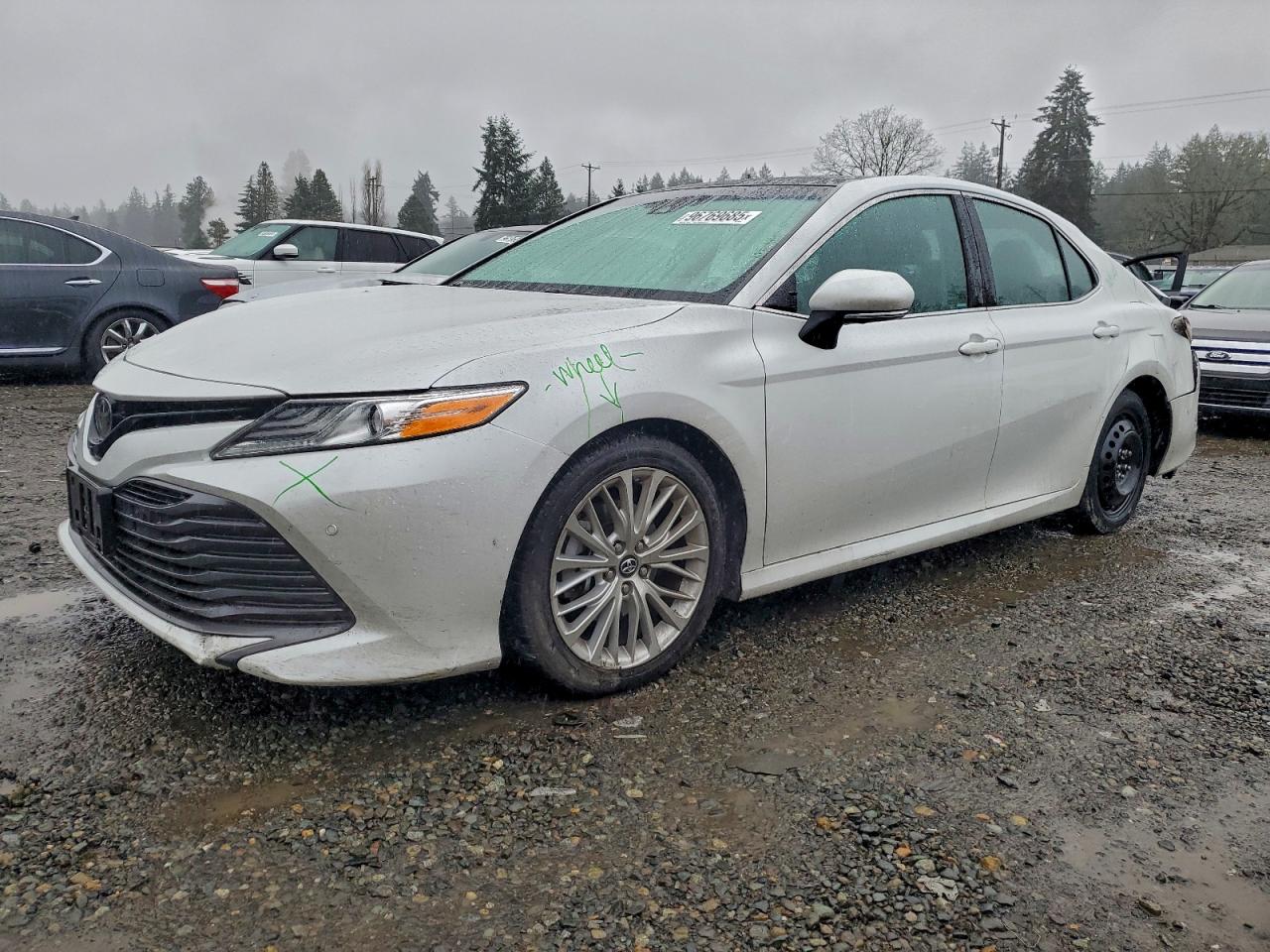 2018 TOYOTA CAMRY