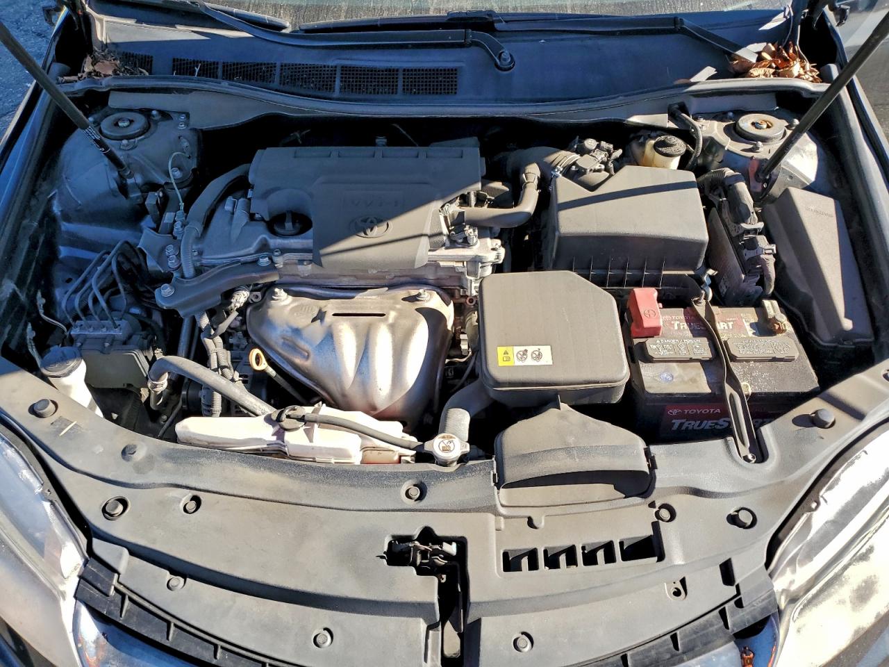 2017 TOYOTA CAMRY LE photo 11