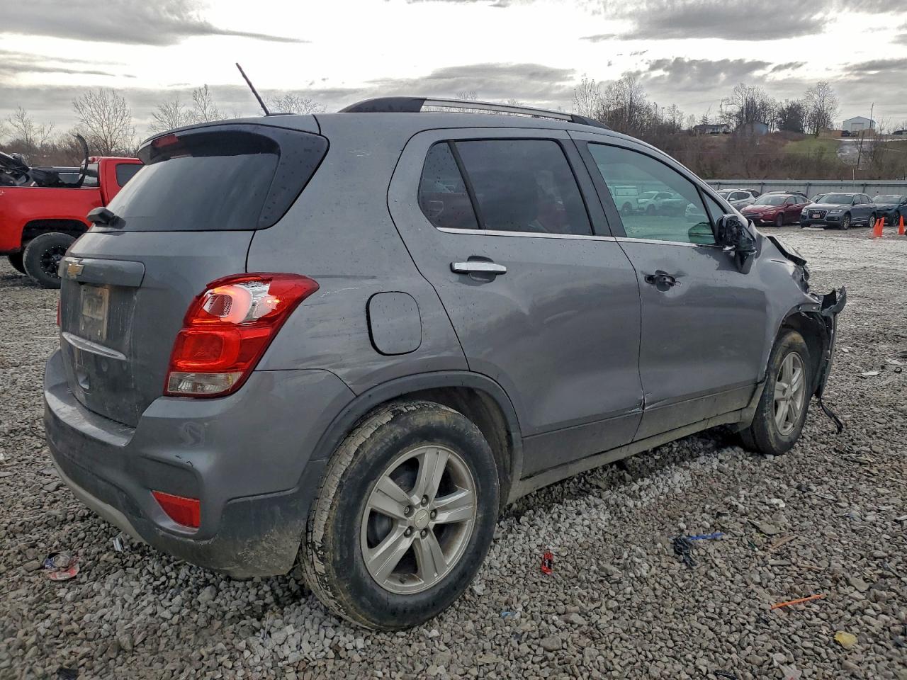 2020 CHEVROLET TRAX 1LT photo 3