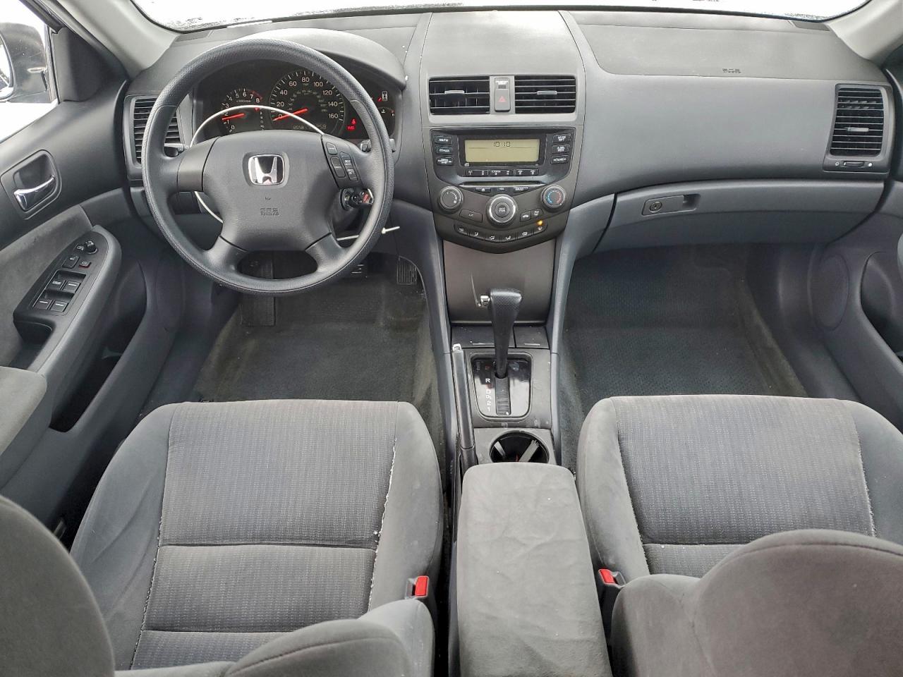 2005 HONDA ACCORD LX photo 8