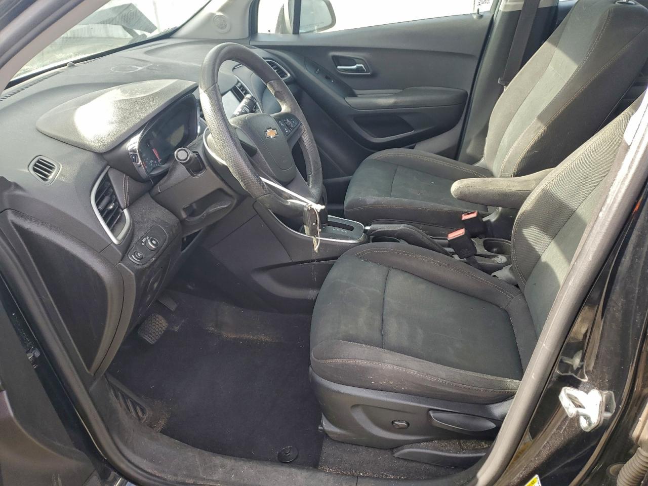 2017 CHEVROLET TRAX LS photo 7