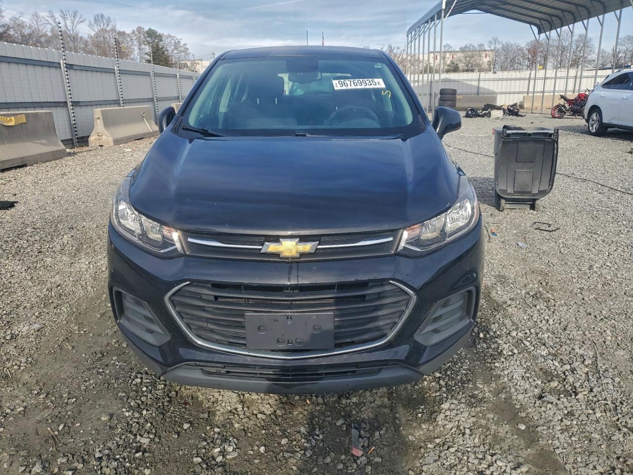 2017 CHEVROLET TRAX LS photo 5