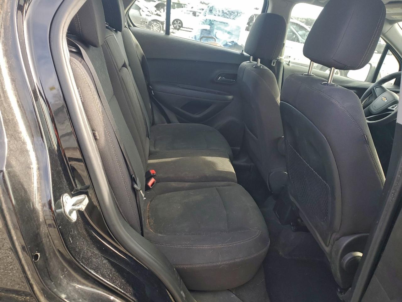 2017 CHEVROLET TRAX LS photo 10