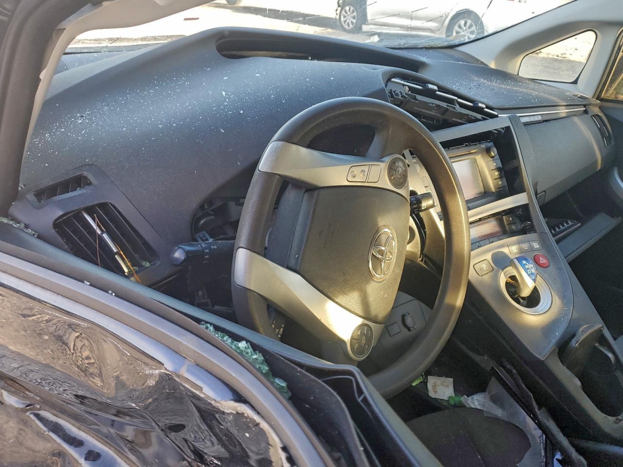 2013 TOYOTA PRIUS photo 22