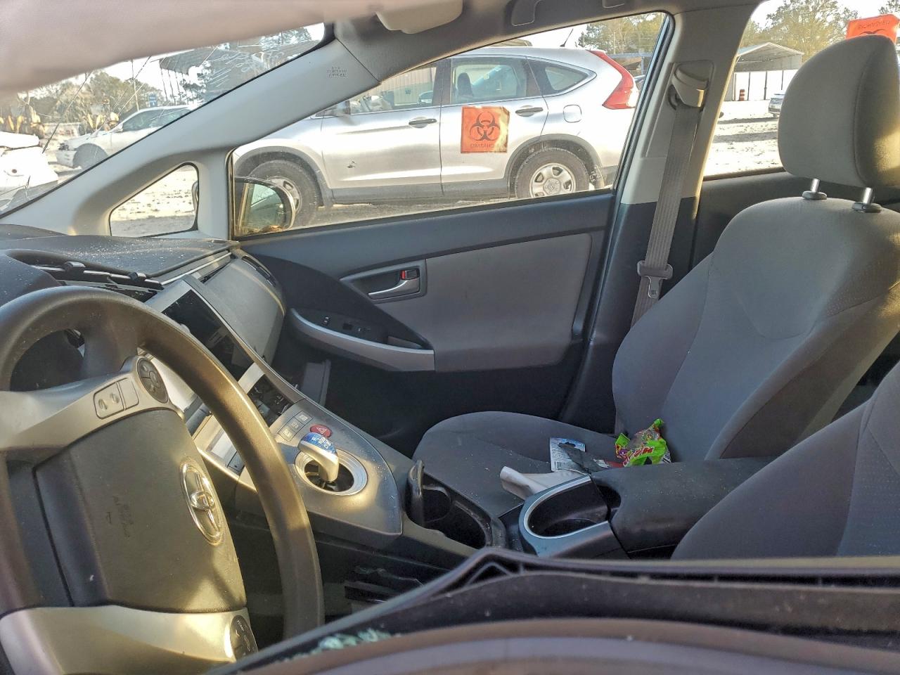2013 TOYOTA PRIUS photo 19