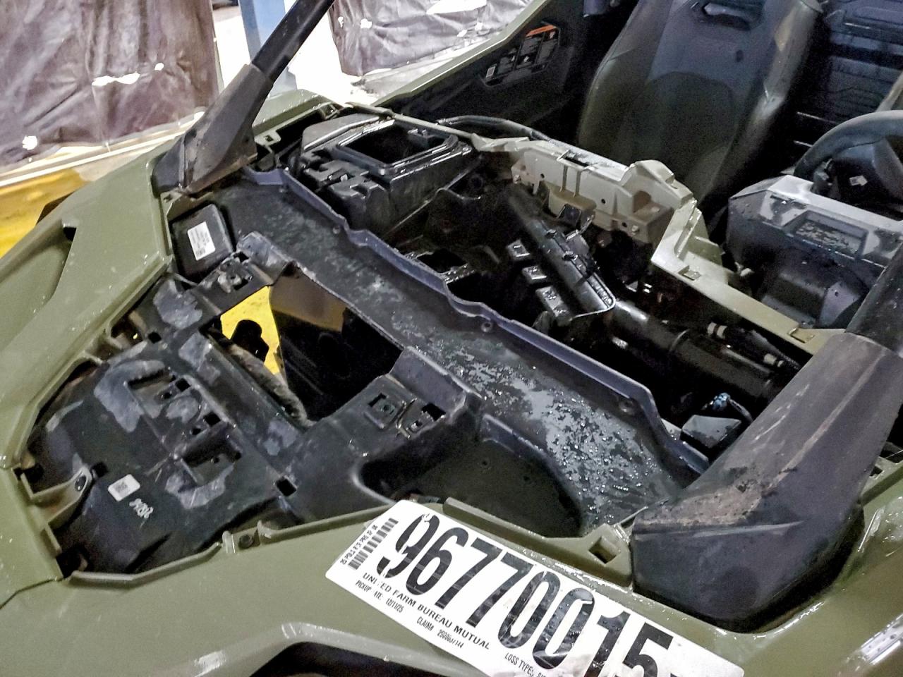 2025 POLARIS RZR UTILITY VEHICLE photo 9