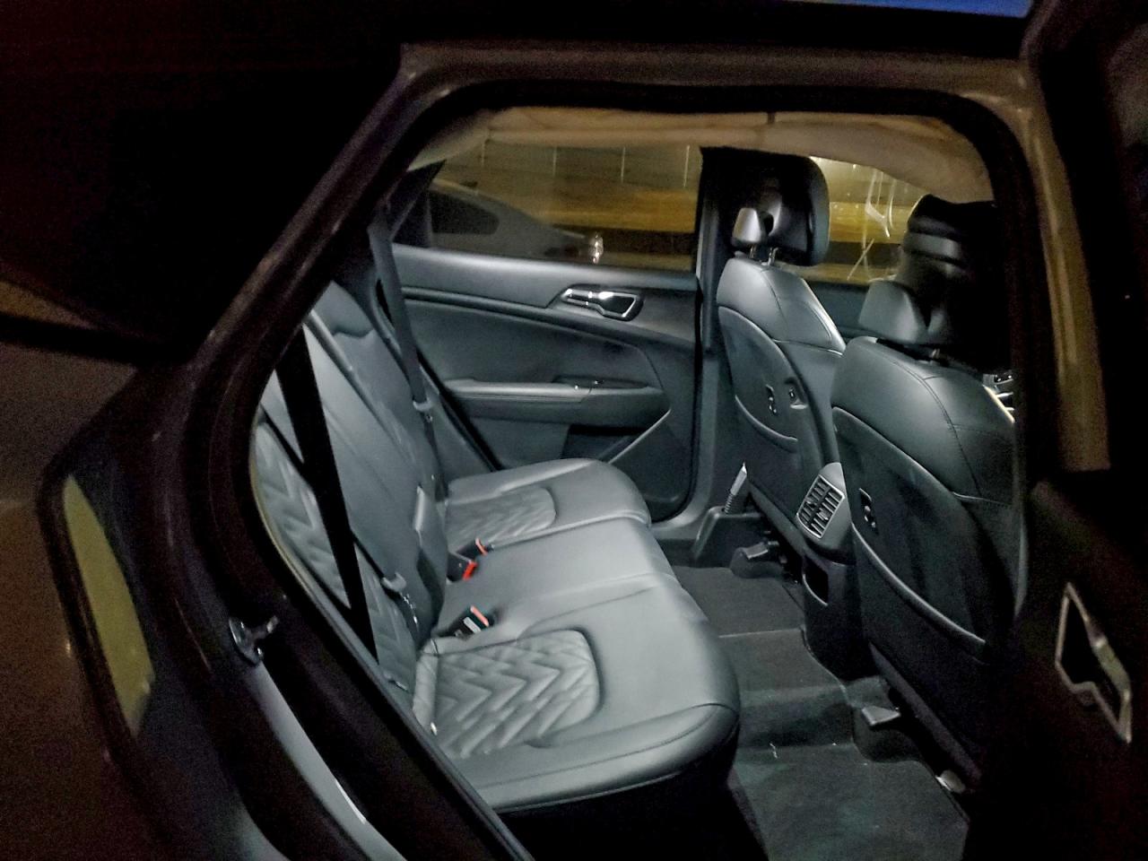 2023 KIA SPORTAGE X-PRO photo 11