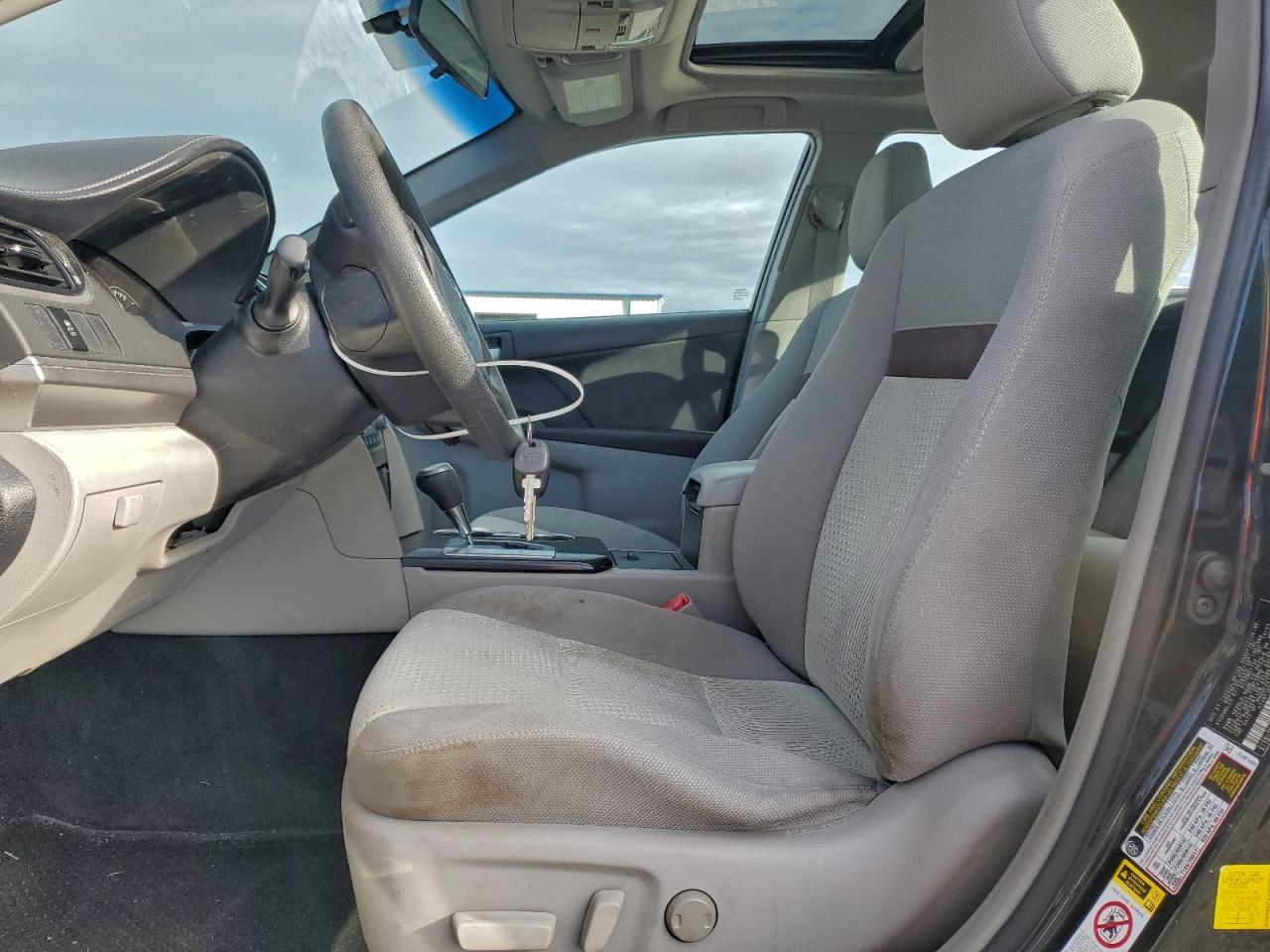 2012 TOYOTA CAMRY BASE photo 7