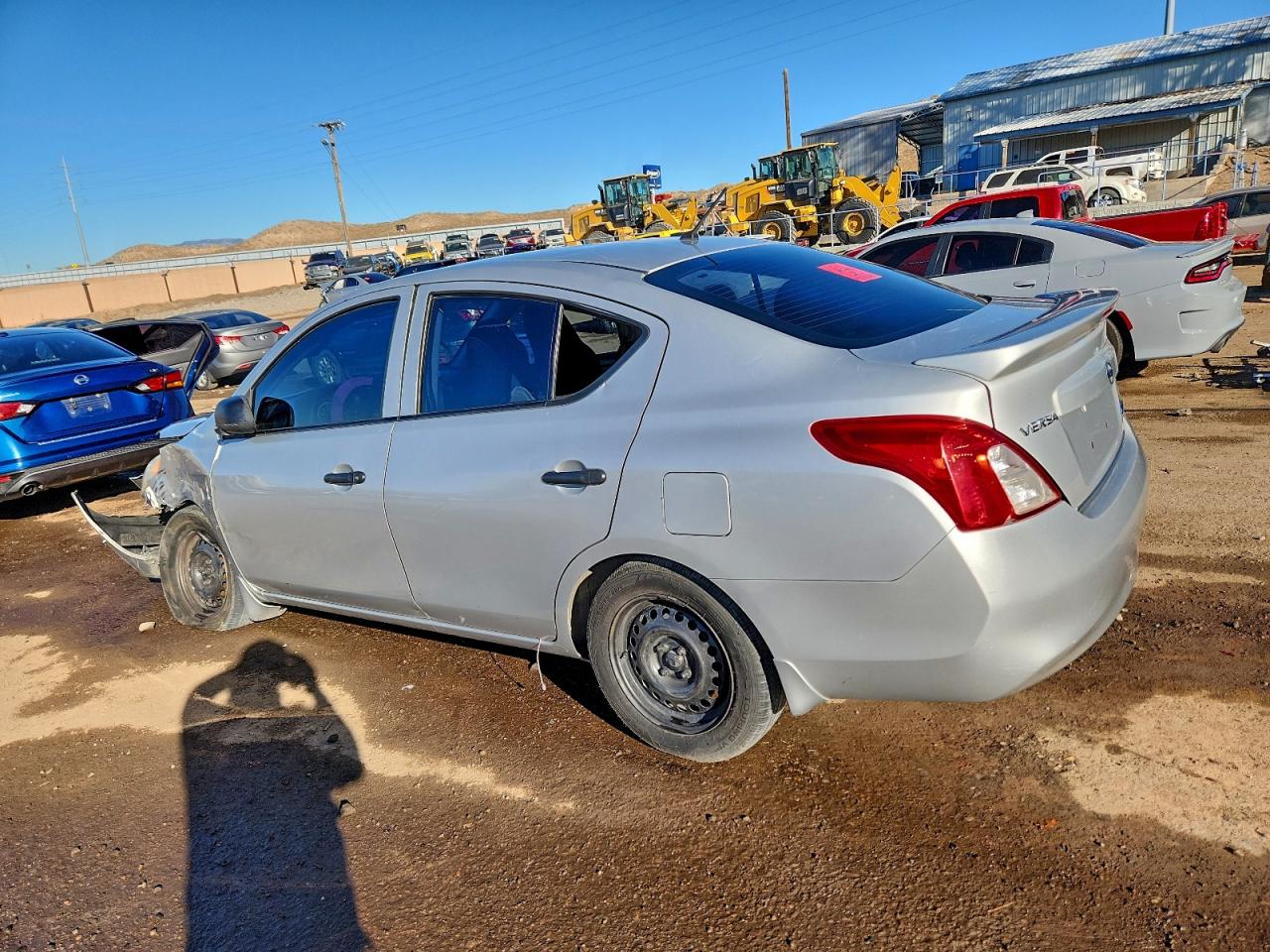 2014 NISSAN VERSA S photo 2