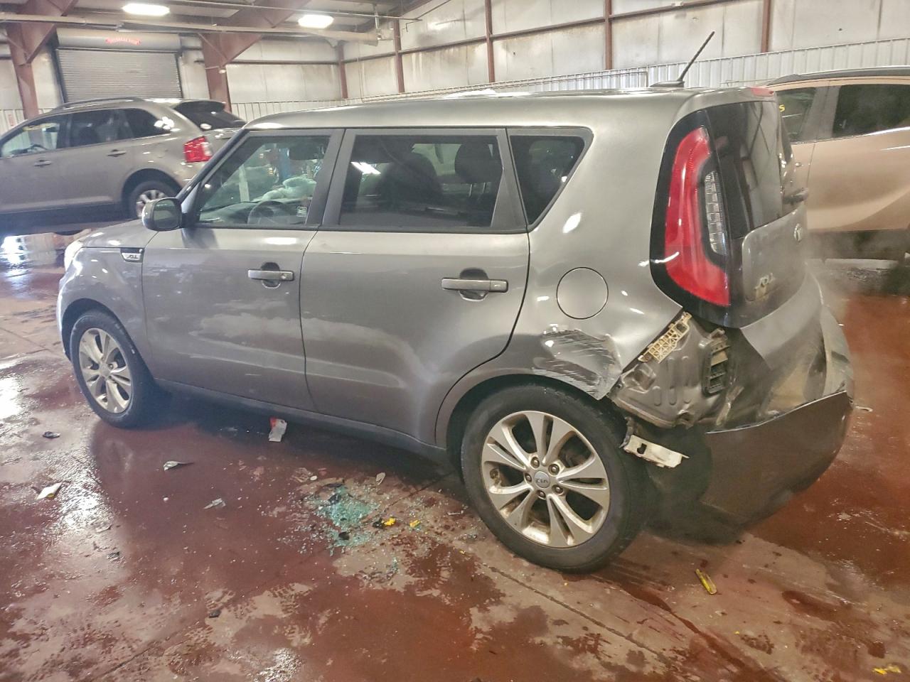 2015 KIA SOUL + photo 2