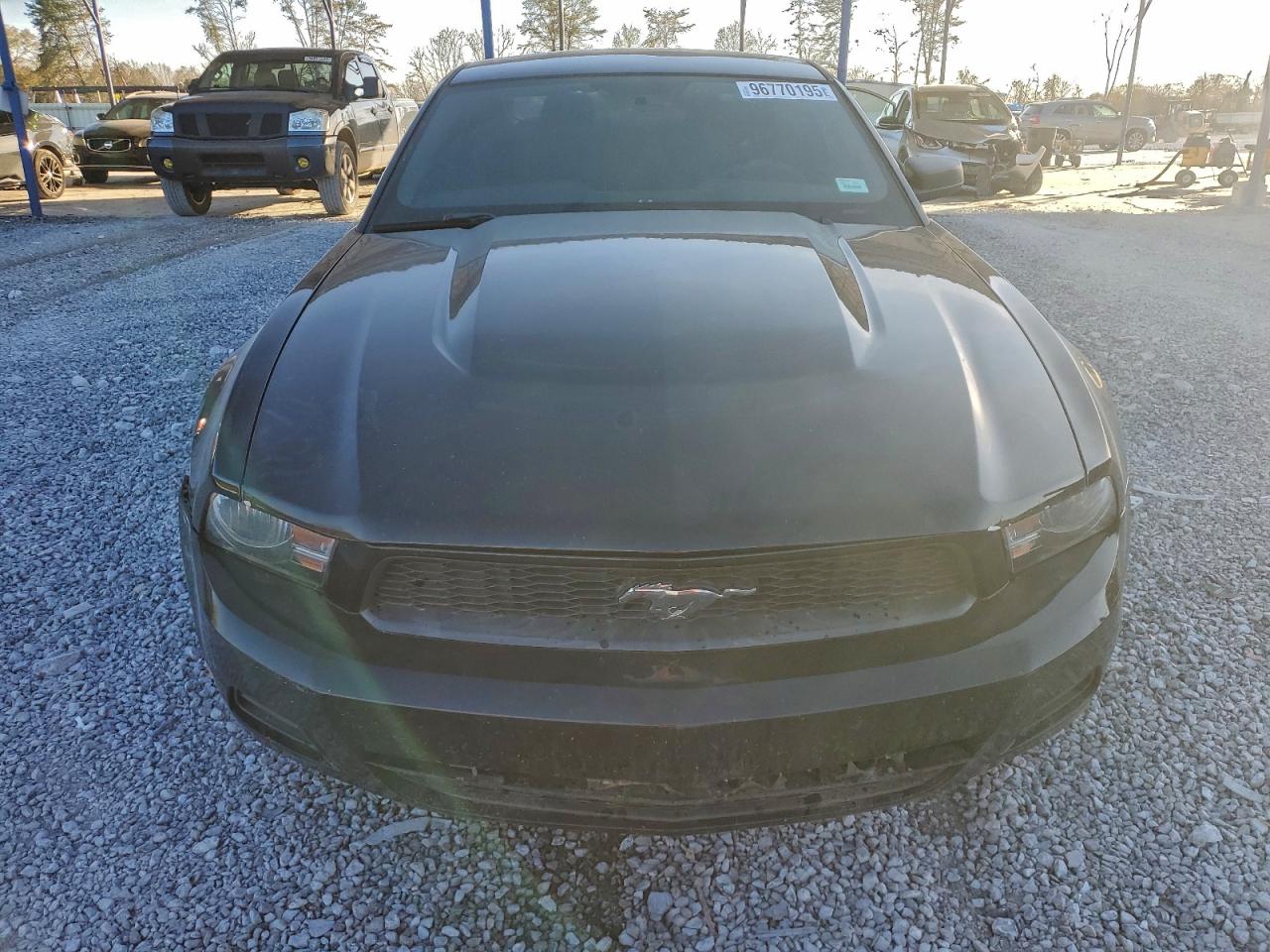 2012 FORD MUSTANG photo 5
