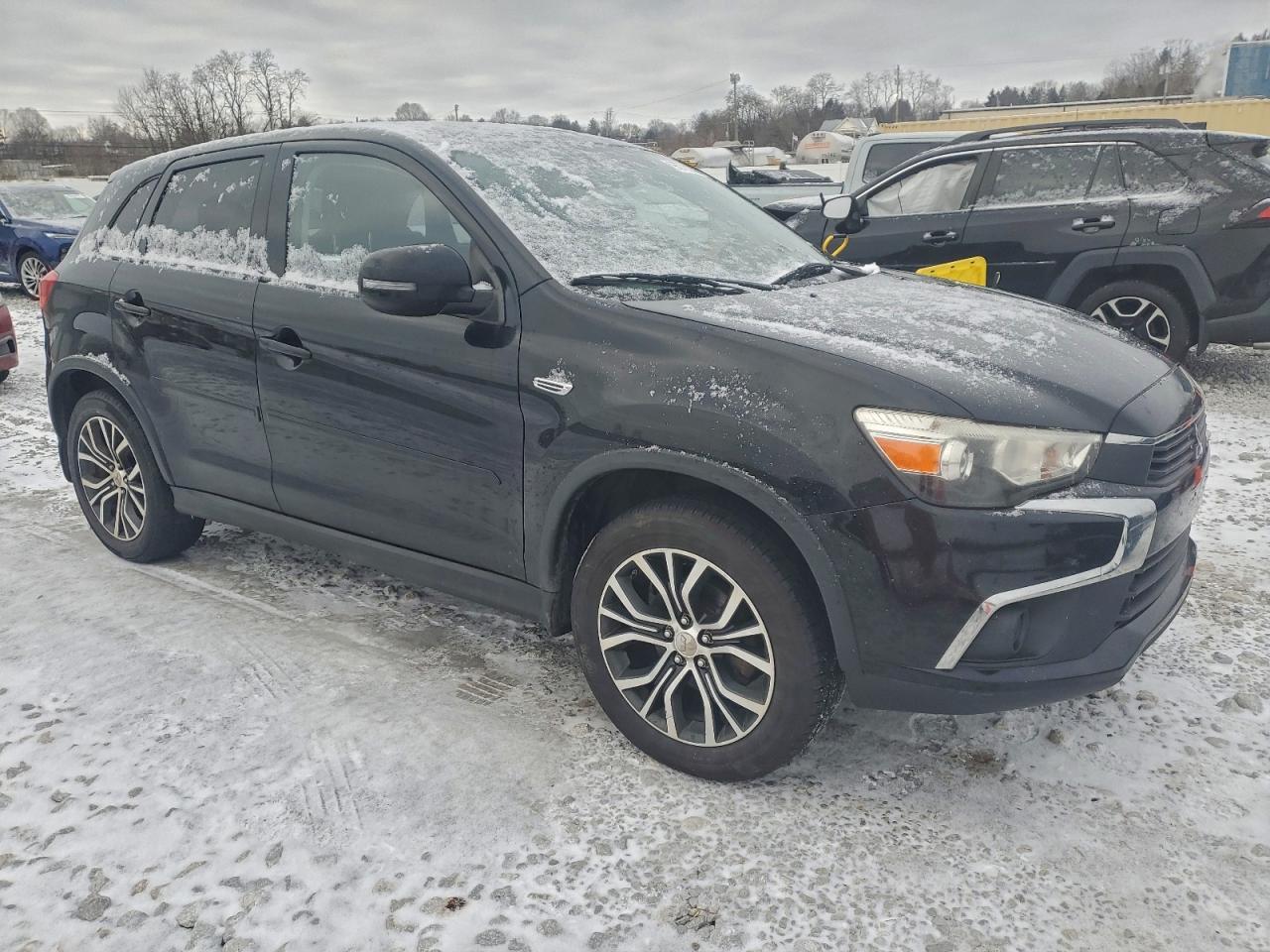 2016 MITSUBISHI OUTLANDER SPORT ES photo 4