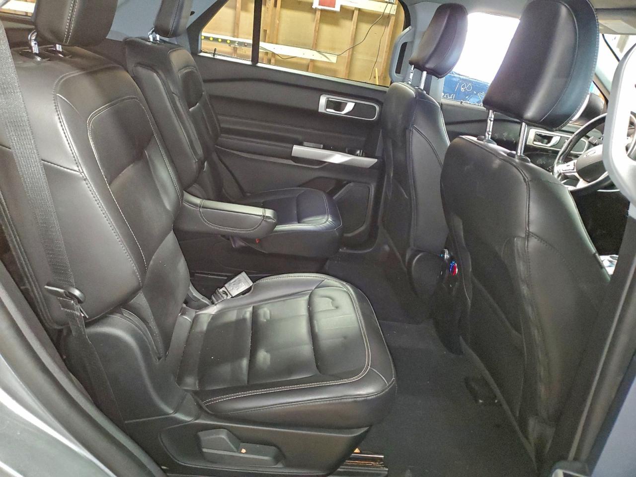 2021 FORD EXPLORER XLT photo 11