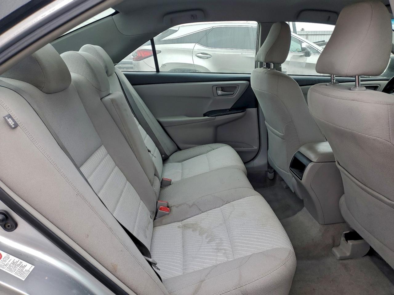 2017 TOYOTA CAMRY LE photo 10