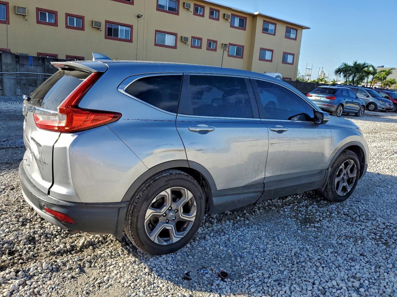 2017 HONDA CR-V EX photo 3