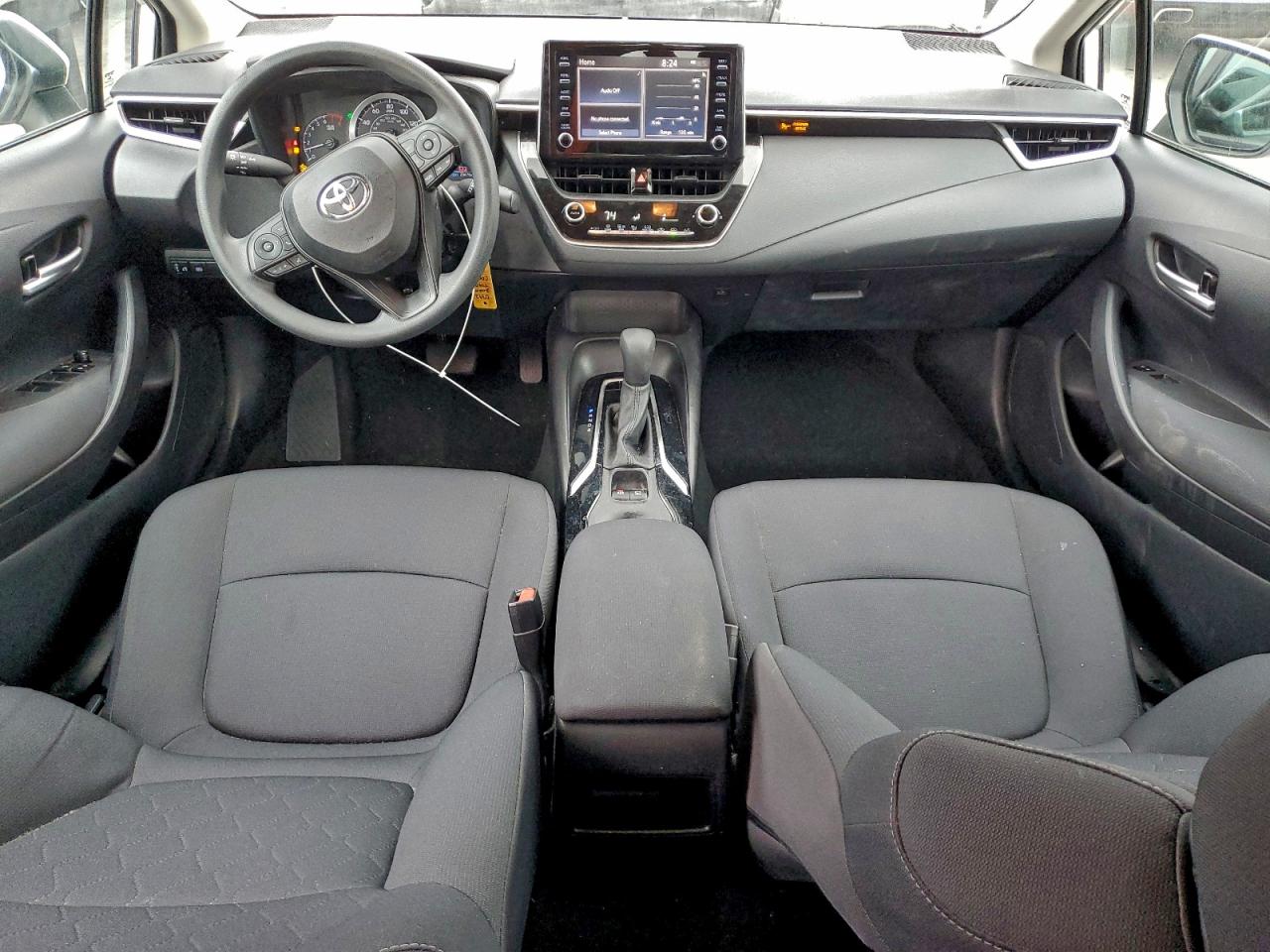 2020 TOYOTA COROLLA LE photo 8
