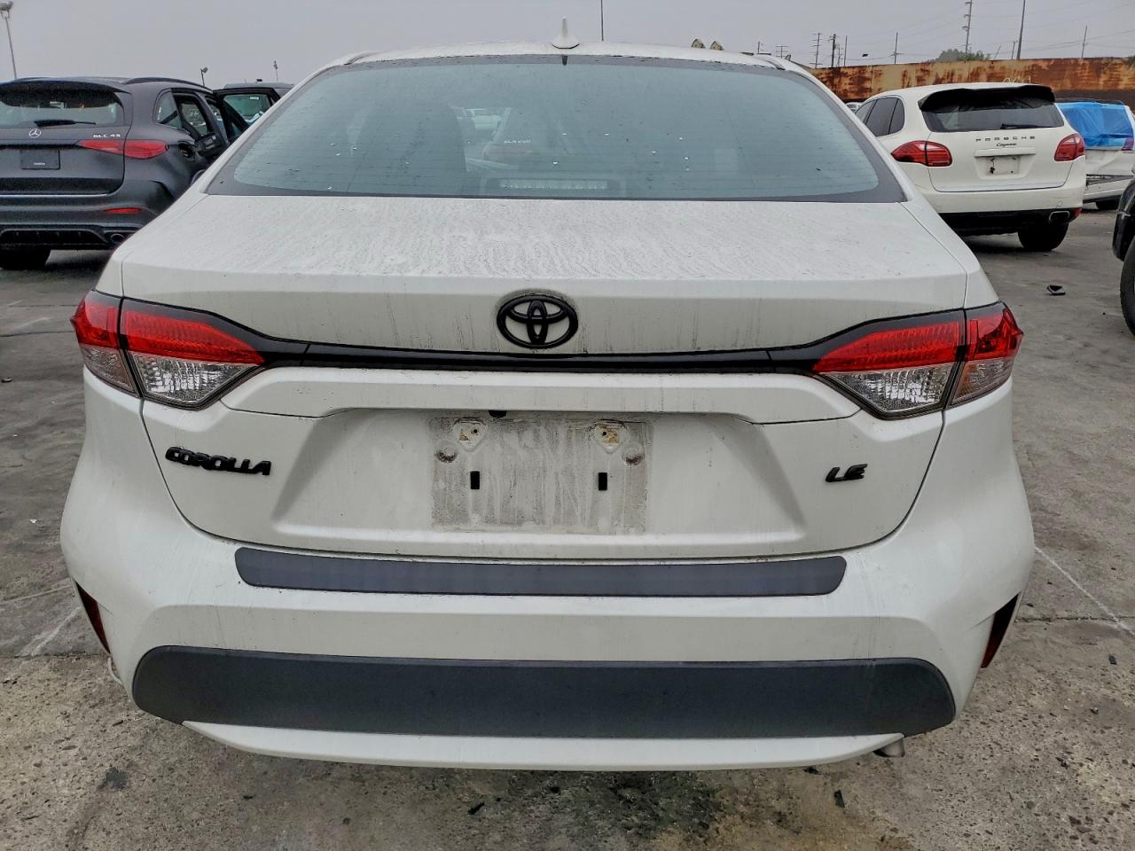 2020 TOYOTA COROLLA LE photo 6