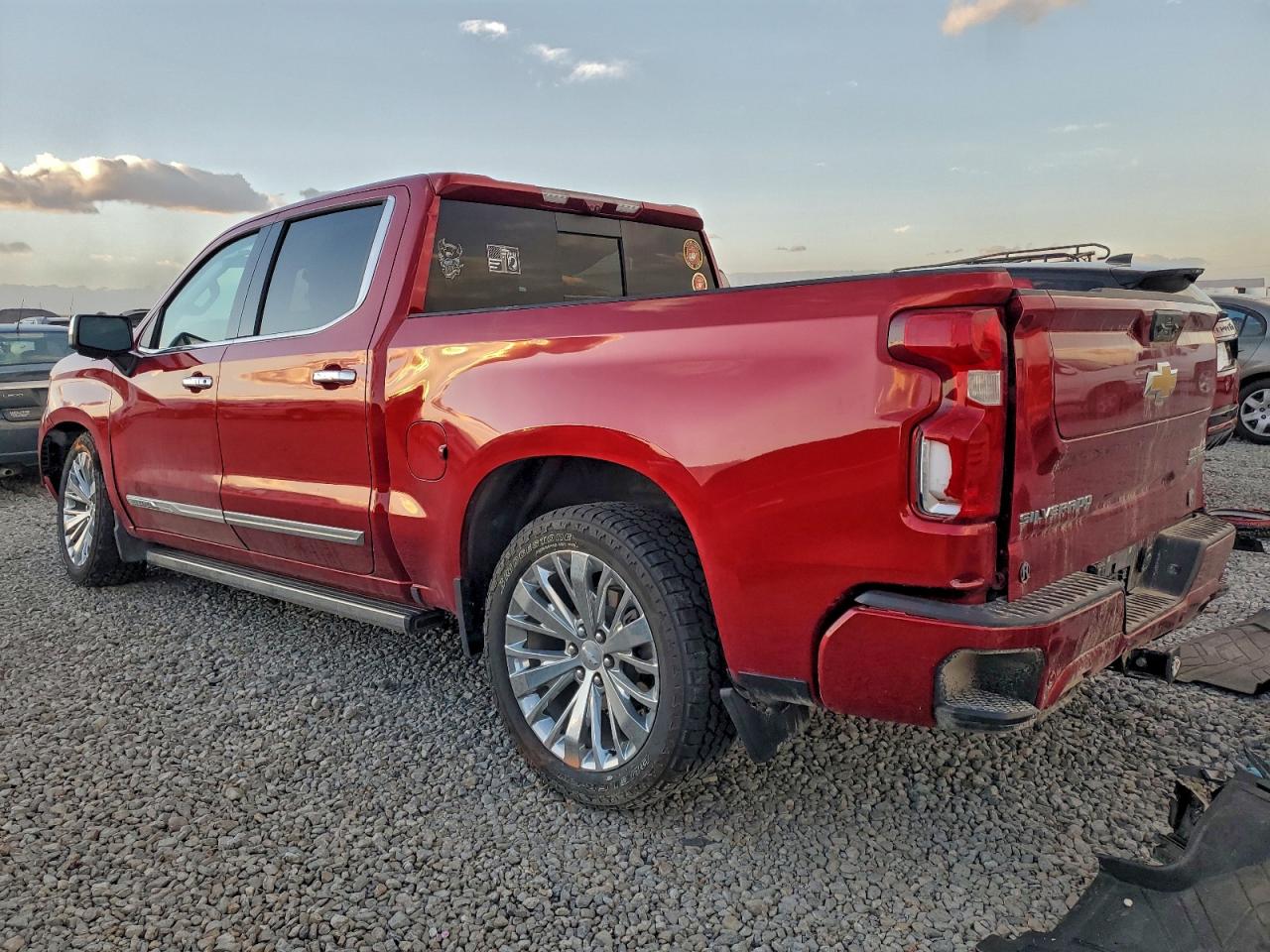 2023 CHEVROLET SILVERADO K1500 HIGH COUNTRY photo 2