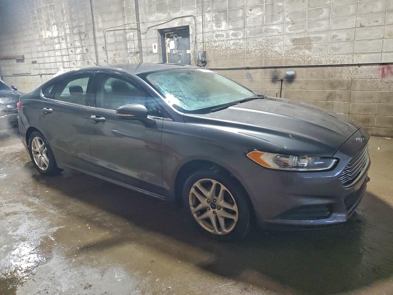 2016 FORD FUSION SE photo 4